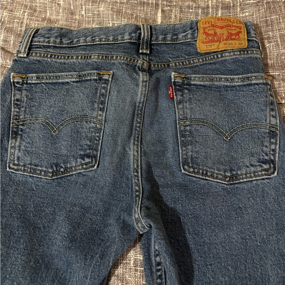 🤍 Custom Levi Jeans - Picture 8 of 15